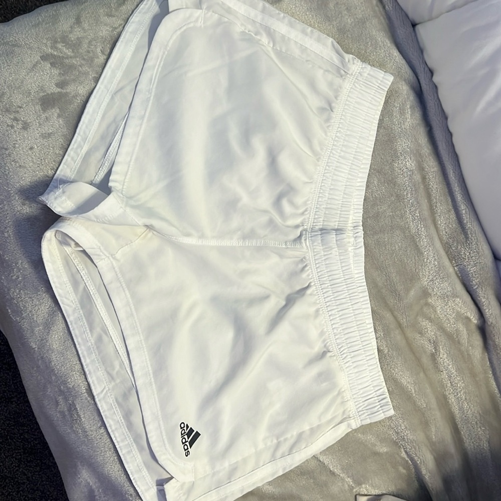 Athletic midrise white shorts